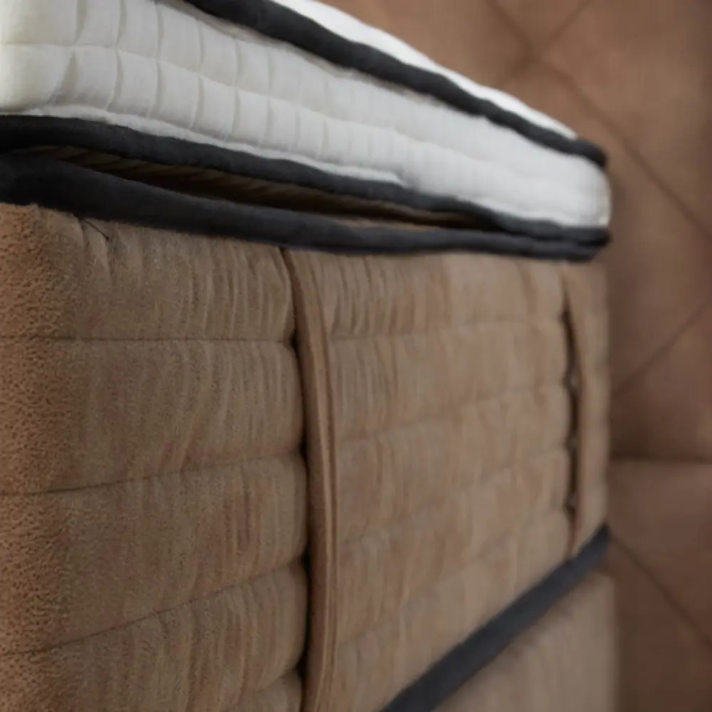 Magnefique-matras-rechts-zoom-1.webp