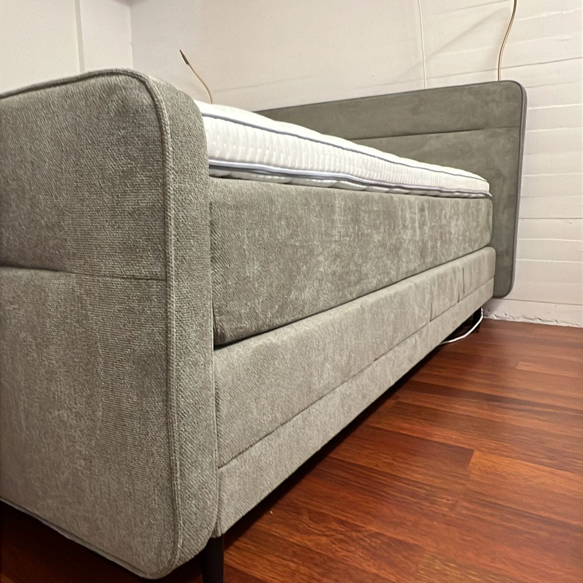 Frame 108