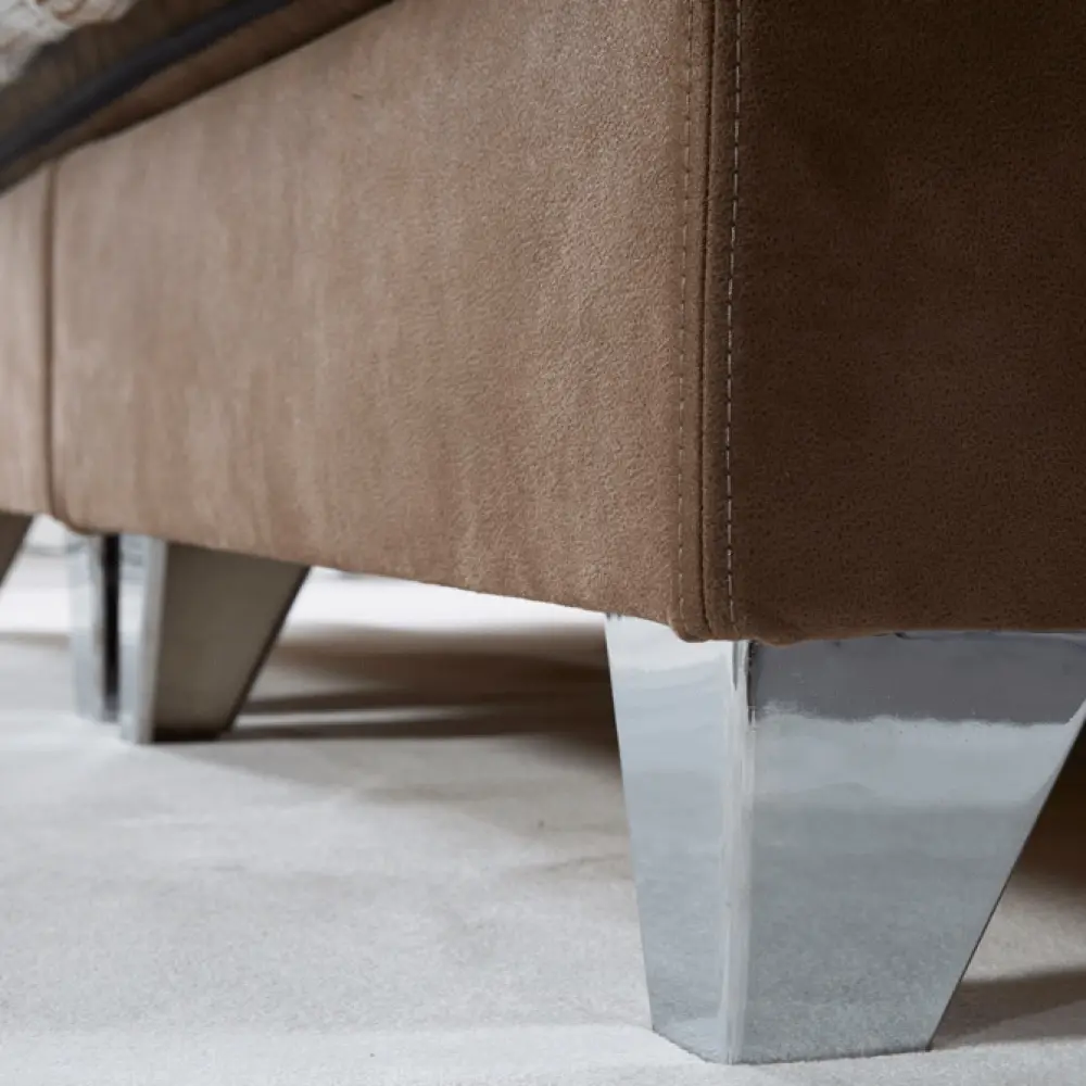 Magnefique-detail-poot-1.webp