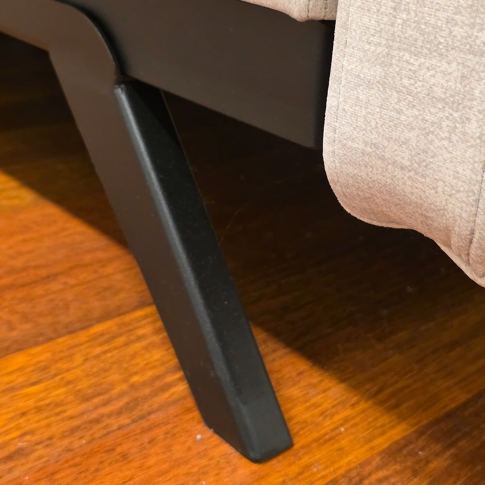 20260102_174044-min Sunny 9